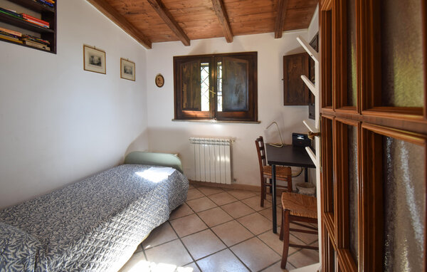 Holiday Home - Roma , Italy - IRU076 601