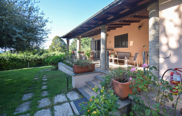Holiday Home - Roma , Italy - IRU076 82