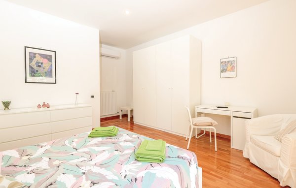 Holiday Home - Montopoli di Sabina , Italy - IRU291 603