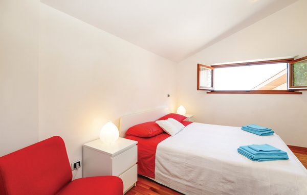 Holiday Home - Montopoli di Sabina , Italy - IRU291 605