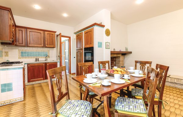 Holiday Home - Montopoli di Sabina , Italy - IRU291 401