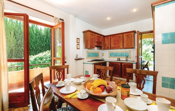 Holiday Home - Montopoli di Sabina , Italy - IRU291 402