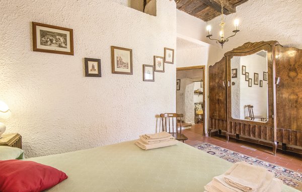 Casa de vacaciones - Vacone , Italia - IRU309 602