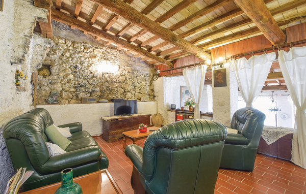 Casa de vacaciones - Vacone , Italia - IRU309 302