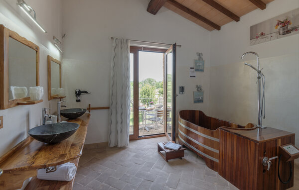 Ferienhaus - Canino , Italien - IRU367 701
