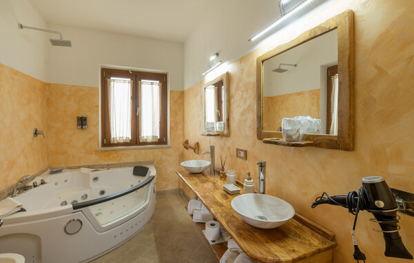 Ferienhaus - Canino , Italien - IRU367 702