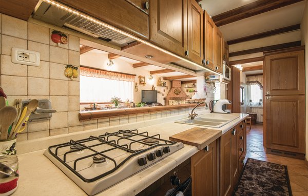 Casa vacanze - Sant'Angelo Romano , Italia - IRU374 401