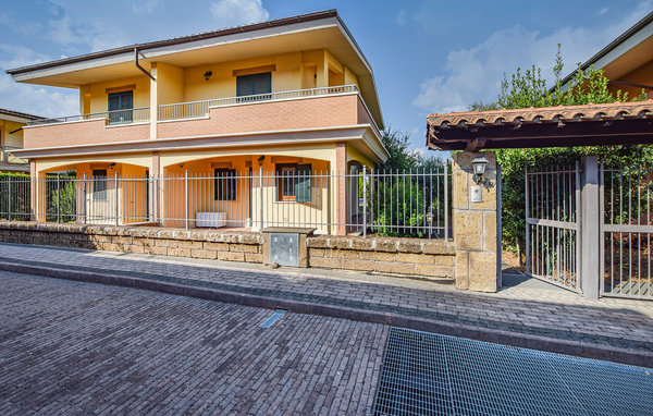 Domy wakacyjne - Monterosi , Wlochy - IRU381 81