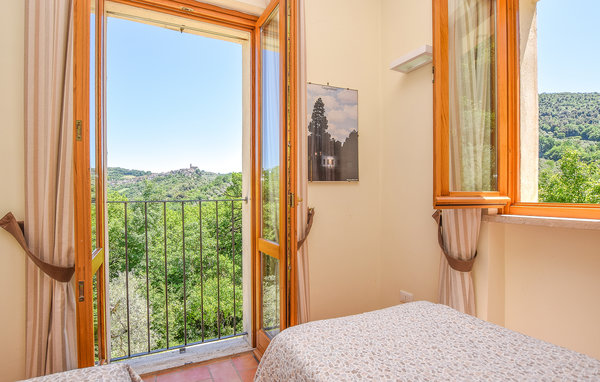 Holiday Home - Toffia Rieti , Italy - IRU562 604