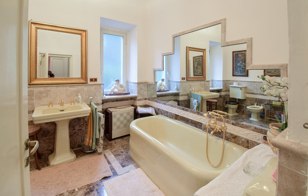 Casa de vacaciones - Cassino , Italia - IRU573 704