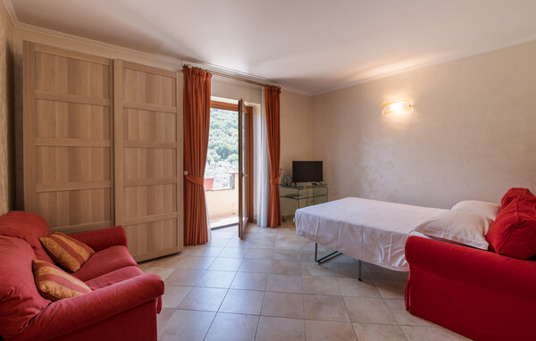 Apartamento - Nerola , Italia - IRU590 603