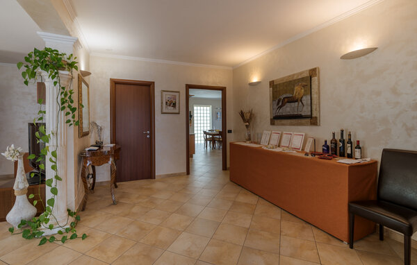 Apartamento - Nerola , Italia - IRU590 301