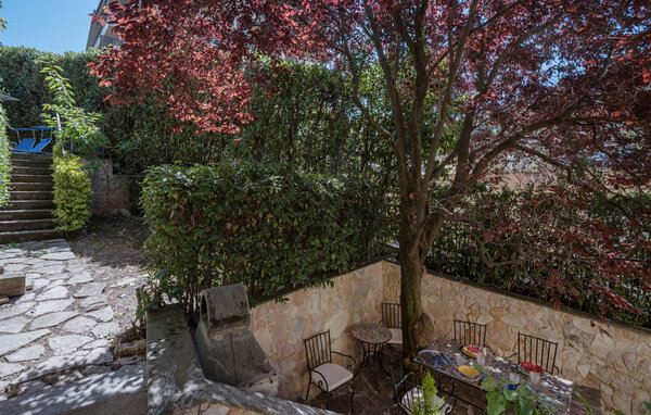 Apartamento - Nerola , Italia - IRU590 101