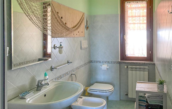 Apartment - Montefiascone , Italy - IRU595 701