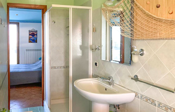 Apartment - Montefiascone , Italy - IRU595 702