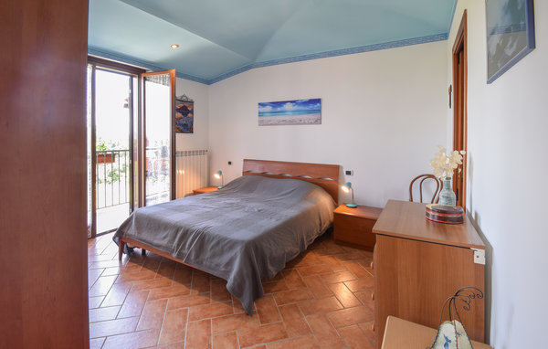 Apartment - Montefiascone , Italy - IRU595 4