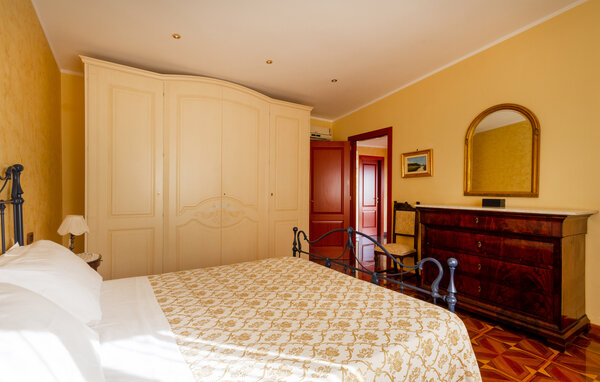 Holiday Home - Valle d'Itria , Italy - ISA037 602