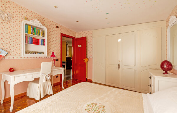 Holiday Home - Valle d'Itria , Italy - ISA037 603