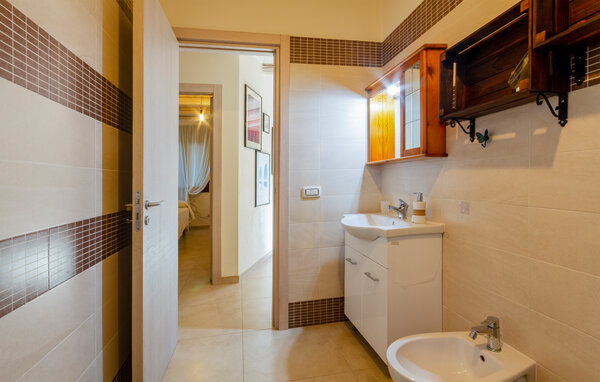 Domy wakacyjne - Taranto Lama , Wlochy - ISA056 702