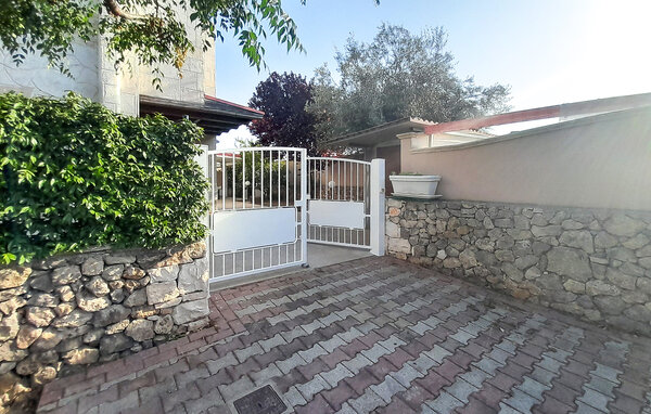 Domy wakacyjne - Taranto Lama , Wlochy - ISA056 82