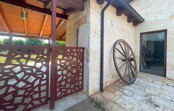 Holiday Home - Turi , Italy - ISA081 101