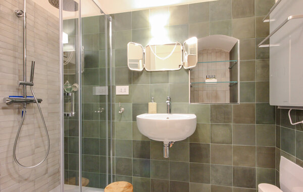 Apartamento - Castellana Grotte , Italia - ISA082 701