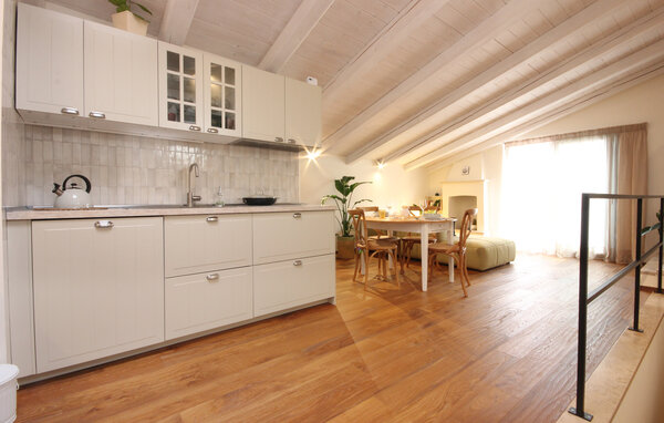 Apartamento - Castellana Grotte , Italia - ISA082 402