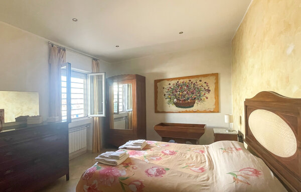 Apartamento - Bari , Italia - ISA252 601