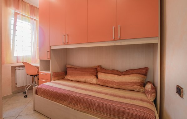 Apartamento - Bari , Italia - ISA252 603