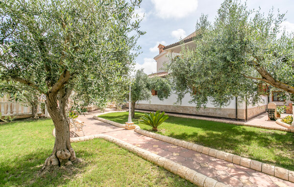 Holiday Home - Noto , Italy - ISC012 101