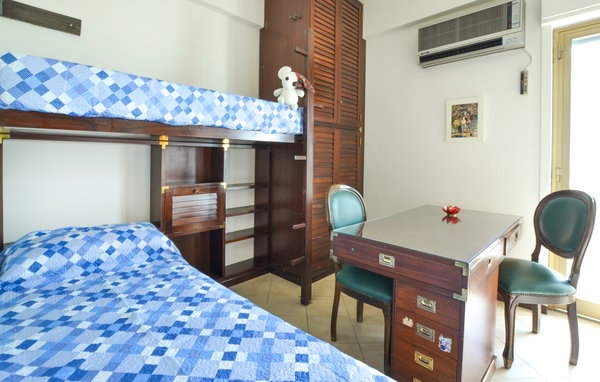 Apartment - Catania , Italy - ISC056 602