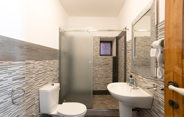 Apartment - Santa Venerina , Italy - ISC084 702