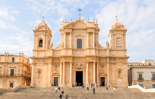 Domy wakacyjne - Noto , Wlochy - ISC309 901