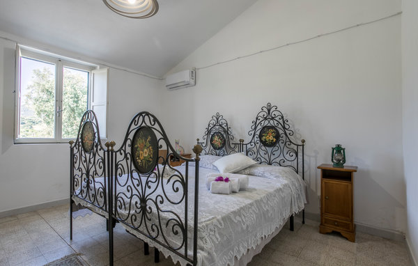 Domy wakacyjne - Noto , Wlochy - ISC309 602