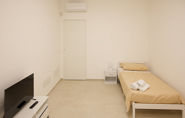 Holiday Home - Augusta , Italy - ISC370 605