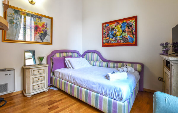 Apartamento - Catania , Italia - ISC375 602