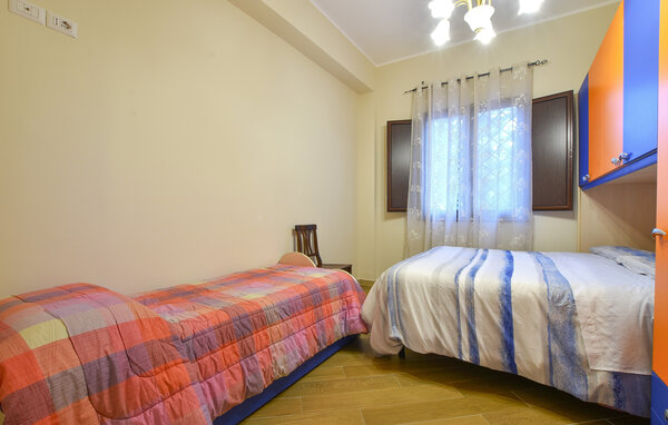 Casa vacanze - Linguaglossa , Italia - ISC377 602