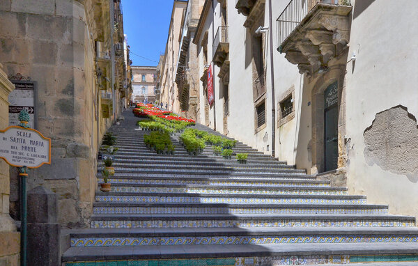 Domy wakacyjne - Caltagirone , Wlochy - ISC379 901