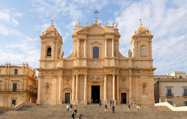 Domy wakacyjne - Noto , Wlochy - ISC556 901