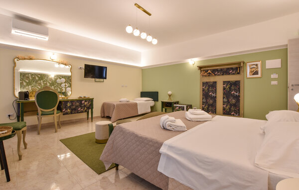 Holiday Home - Catania , Italy - ISC567 611