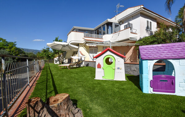 Casa vacanze - Mascali , Italia - ISC579 101