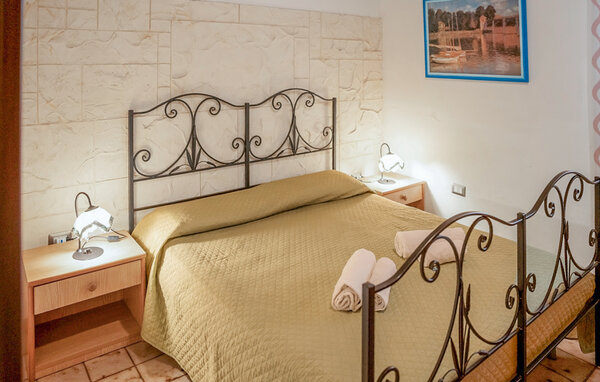 Domy wakacyjne - Solarino , Wlochy - ISC606 601