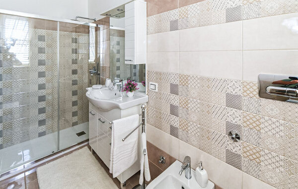 Casa vacanze - Santa Maria del Focallo , Italia - ISC616 701