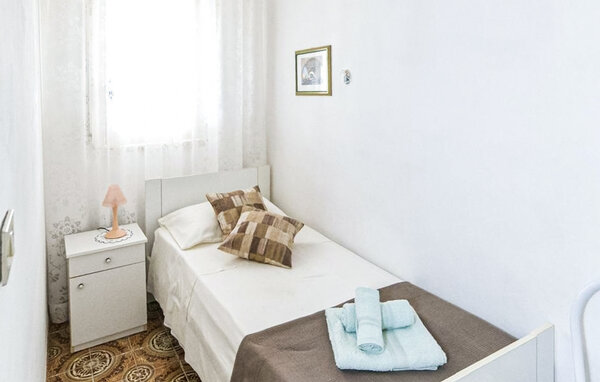 Casa vacanze - Santa Maria del Focallo , Italia - ISC616 603