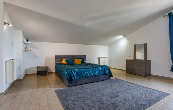 Holiday Home - San Giovanni La  Punta , Italy - ISC622 602