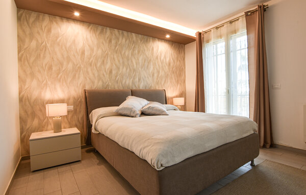 Holiday Home - San Giovanni La  Punta , Italy - ISC622 606