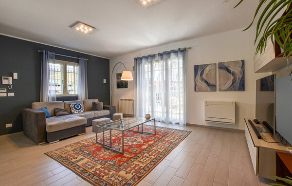 Holiday Home - San Giovanni La  Punta , Italy - ISC622 301