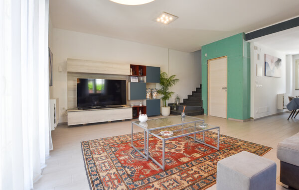 Holiday Home - San Giovanni La  Punta , Italy - ISC622 302