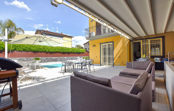 Holiday Home - San Giovanni La  Punta , Italy - ISC622 2