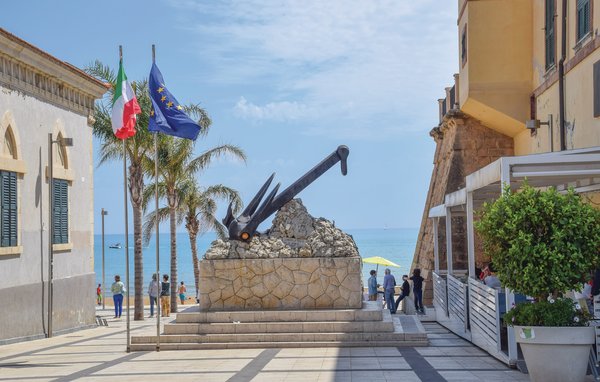 Apartamento - Marina di Ragusa , Italia - ISR198 903